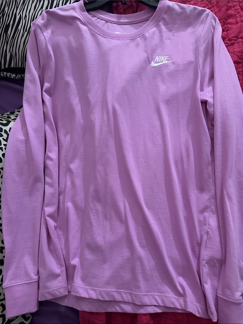 Women’s Nike shirt